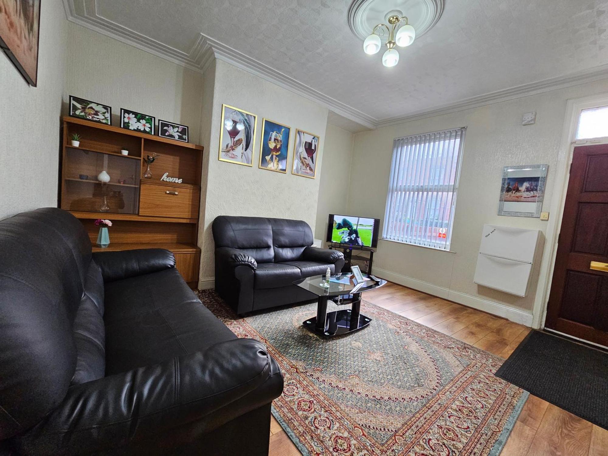Hotel Bright Sunny, Double Bed With Garden, Tv And Wi-Fi Leeds  Exterior foto